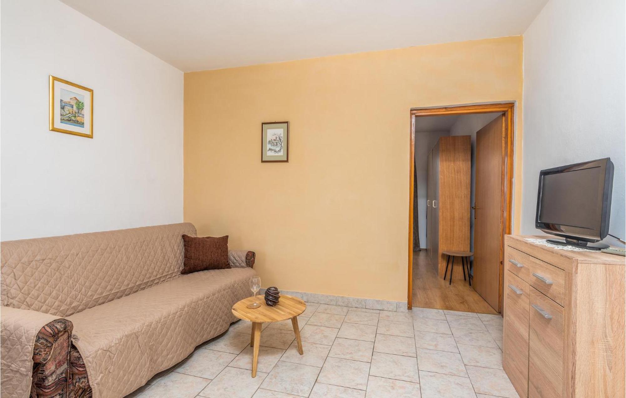 Gorgeous Apartment In Krk With Wifi Krk Town Buitenkant foto